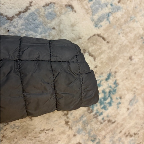 Volcom puffer jacket gray - Picture 8 of 10